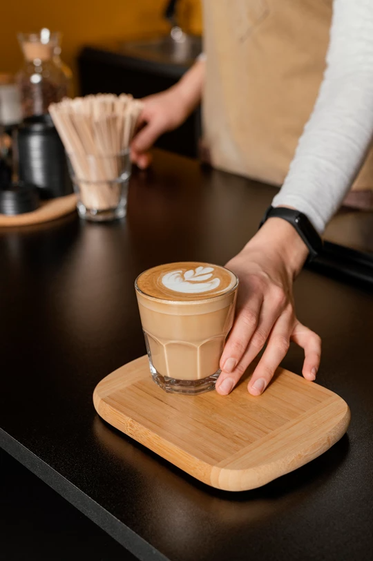 ES decorated cortado