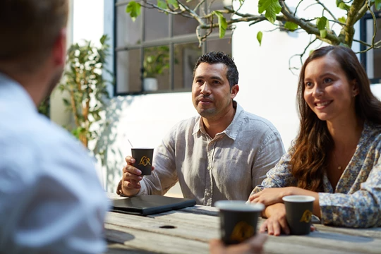 ES lor-outside-coffee-4