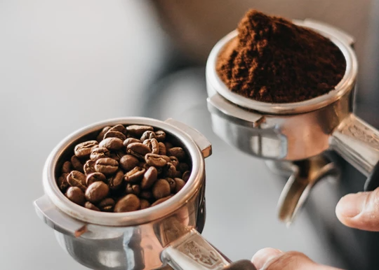 ES Piston with beans and coffee powder